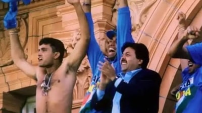 Former India captain Sourav Ganguly's (left) famous celebration at the Lord's balcony after India won the Natwest Trophy final against England in 2002. (Twitter)