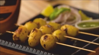 Monsoon recipe: Move over regular pakodas and try Caramelised BBQ potatoes (Hershey India)