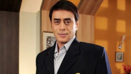 Pankaj Berry currently plays the role of an IT officer in the show Mere Sai - Shraddha Aur Saburi.