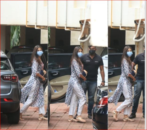 Rhea Chakraborty was spotted in Mumbai on Tuesday.(Varinder Chawla)