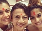 Tanishaa Mukerji with her mother Tanuja and sister Kajol.(Instagram)