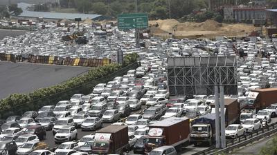 Experts said the repair can reduce traffic load at Sirhaul toll by 24%. (Vipin Kumar/HT PHOTO) Experts said the repair can reduce traffic load at Sirhaul toll by 24%. (Vipin Kumar/HT PHOTO)