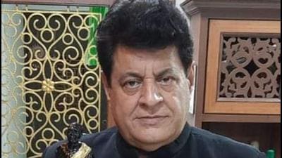 Actor Gajendra Chauhan had shared his picture with the award on Twitter. Actor Gajendra Chauhan had shared his picture with the award on Twitter.