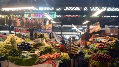 The government passed the Essential Commodities (Amendment) Act 2020 to minimize regulatory interventions in trading of food items, such as pulses, potato, onion and edible oil. (Shankar Narayan/HT file photo)