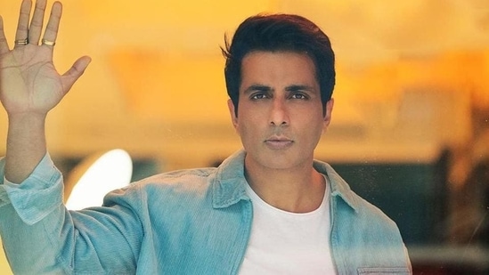 Sonu Sood has been receiving praises because of his philanthropic work during the pandemic.(Instagram)