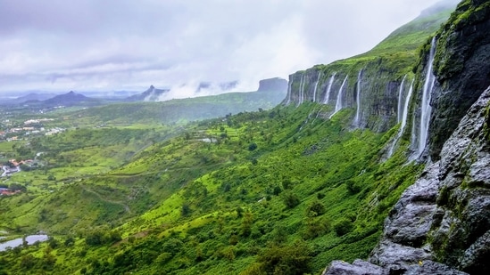 Nashik, Maharashtra: Situated on the banks of the river Godavari, this ancient city is famous for its Vineyards. Catch a direct flight from Mumbai and Pune.(Unsplash)