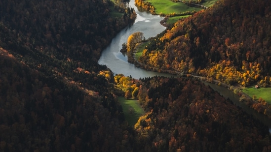 You can now plan your last-minute trips without having to worry about how to get there. All you need to do is pack your bags, book your flight tickets and travel. Here are a few Indian destinations you probably didn't know you could take a flight to.(Unspalsh)