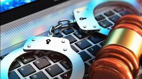 Centre directs immediate withdrawal of all cases under Section 66A of IT  Act | Latest News India - Hindustan Times