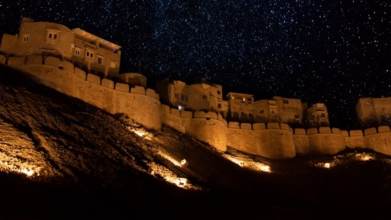 Jaisalmer, Rajasthan: Get a direct flight from Jaipur to Jaisalmer. Travel duration is 1 hour 15 minutes to reach the destination.(Unsplash)