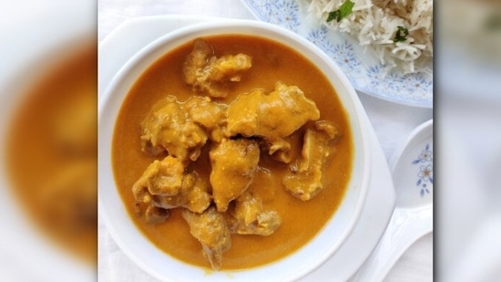 Chha Gosht (Chamba): This non-vegetarian dish is prepared with marinated lamb, gram flour and yoghurt. The aromatic spices used in the dish makes it even more flavoursome. (Instagram/@rocks_foodexpress)