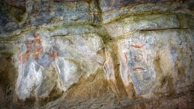 Specimens of as yet undated cave paintings in the Aravalli Range is Haryana on July 10. The team encountered cave paintings comprising images of human figurines, animals, foliage, and geometric, some that have paled over time, but others that are still very visible. It also encountered rock art and open-air ceremonial sites. While some could be spotted in the open air, a majority of them are on the ceilings of the rock shelters. (Sanchit Khanna / HT Photo) Specimens of as yet undated cave paintings in the Aravalli Range is Haryana on July 10. The team encountered cave paintings comprising images of human figurines, animals, foliage, and geometric, some that have paled over time, but others that are still very visible. It also encountered rock art and open-air ceremonial sites. While some could be spotted in the open air, a majority of them are on the ceilings of the rock shelters. (Sanchit Khanna / HT Photo)