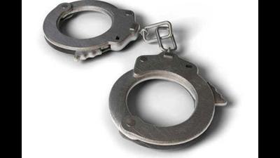 Police said the accused were arrested during surprise raids conducted at three locations under the Siwan police station in district late on Wednesday. (IStock)