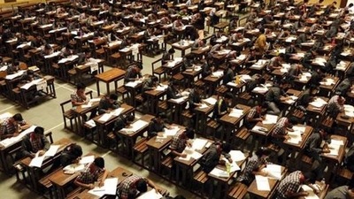 There are more than 682,000 students enrolled in class 12th across 8,333 higher secondary schools in the state, an official release said. (Arun Mondhe/HT file photo) There are more than 682,000 students enrolled in class 12th across 8,333 higher secondary schools in the state, an official release said. (Arun Mondhe/HT file photo)