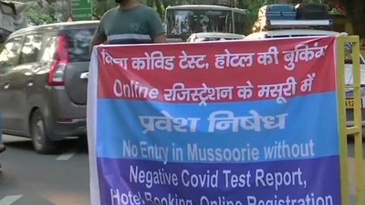 Uttarakhand Police have increased surveillance and put up border checkposts to regulate the flow of tourists to hill destinations like Mussoorie and Nainital. (ANI Photo)