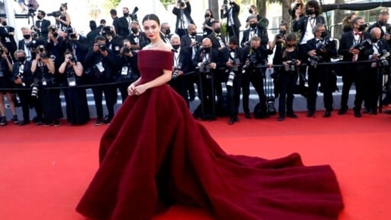 Aishwarya Rai Wore a Cinderella Dress on the Cannes Red Carpet