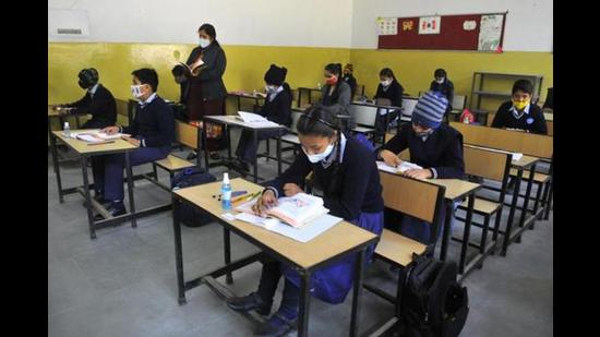 Government schools had reopened in November 2020 as well, but the students’ turnout was low. (HT File Photo) Government schools had reopened in November 2020 as well, but the students’ turnout was low. (HT File Photo)