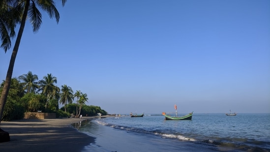 Bangladesh: Indian travelers can enter Bangladesh business and tourist goals without giving any visa fee. Bangladesh: Indian travelers can enter Bangladesh business and tourist goals without giving any visa fee.