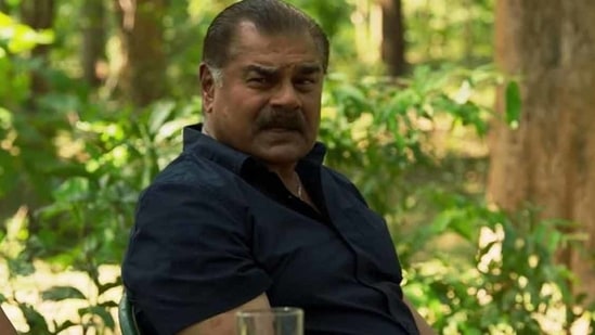 Sharat Saxena in a still from Sherni. Sharat Saxena in a still from Sherni.