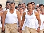 Sharat Saxena has worked with Ajay Devgn in multiple projects. 