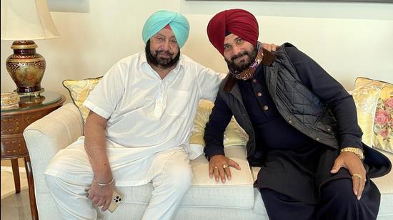 Chief minister of Punjab Captain Amarinder Singh with former Cabinet minister Navjot Singh Sidhu. (File photo) Chief minister of Punjab Captain Amarinder Singh with former Cabinet minister Navjot Singh Sidhu. (File photo)