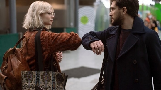 Lucy Boynton and Kit Harington in an episode of Modern Love season 2.