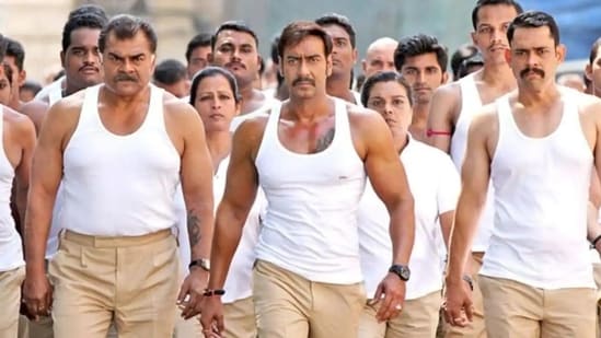 Sharat Saxena has worked with Ajay Devgn in multiple projects. 