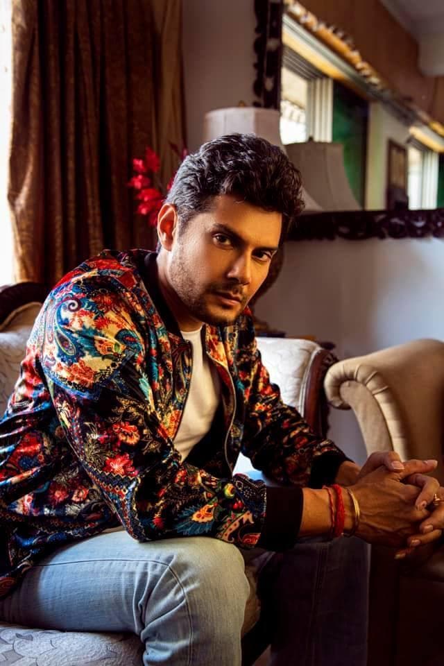 Amar Upadhyay Amar Upadhyay