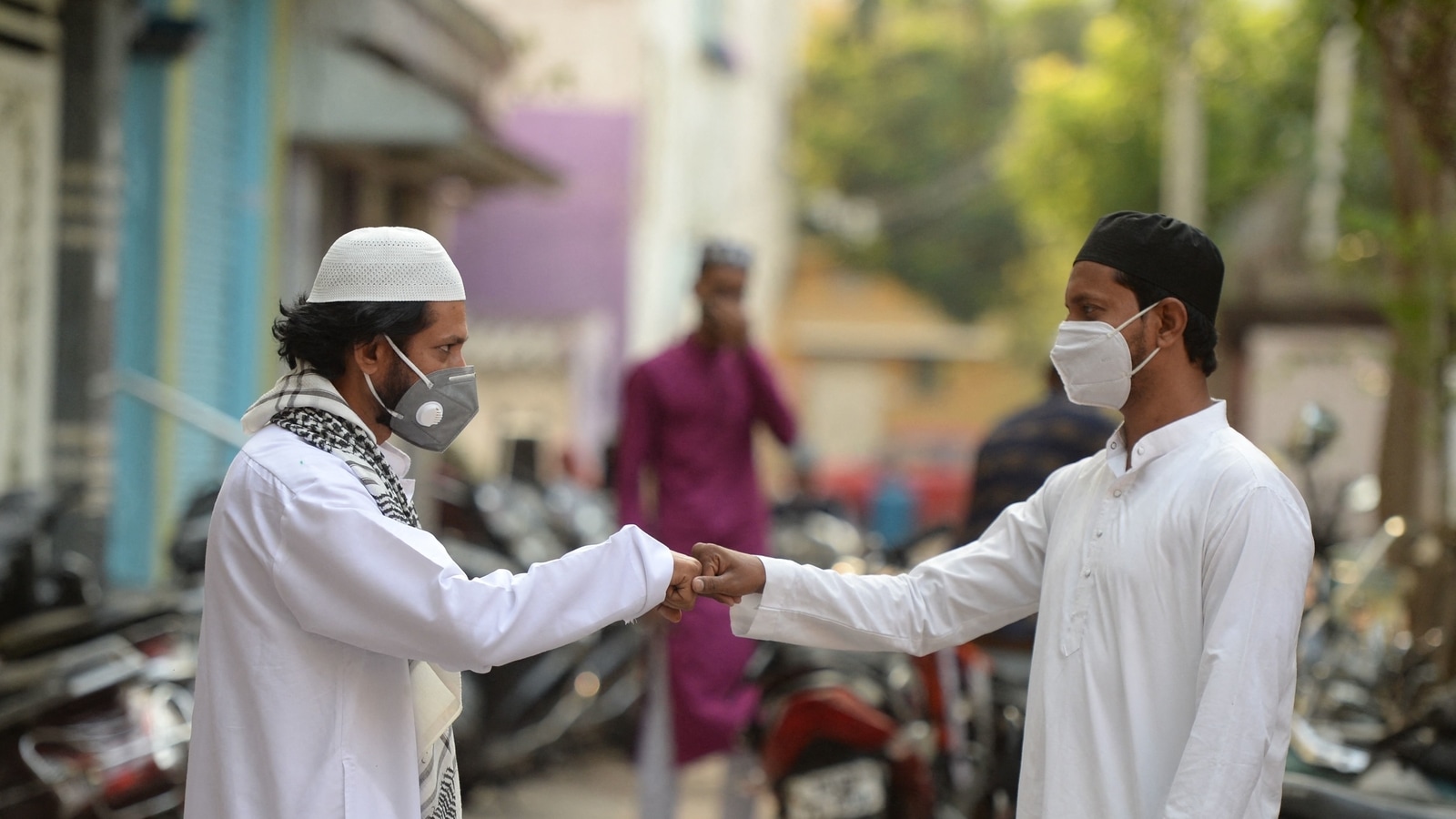 Covid19 Karnataka issues guidelines for Bakrid; maximum 50 people allowed inside a mosque