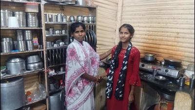 Shankeshwari Lashkare, a student of PMC-run Dr Nanasaheb Parulekar school, would have liked her father, a labourer, to know her score of 95% in the SSC exams. Shankeshwari’s father died a month ago. Her mother, seen here, works as a housemaid, is thrilled with the results. (PRACHI BARI/HT) Shankeshwari Lashkare, a student of PMC-run Dr Nanasaheb Parulekar school, would have liked her father, a labourer, to know her score of 95% in the SSC exams. Shankeshwari’s father died a month ago. Her mother, seen here, works as a housemaid, is thrilled with the results. (PRACHI BARI/HT)