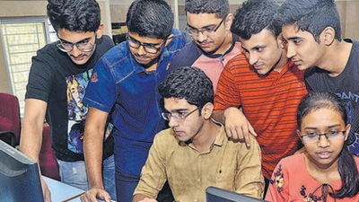 CET is not mandatory. Any student and all students who have passed Class 10 are assured of an FYJC seat, but the first priority for admissions will be for candidates who appear for the test. (Ravindra Joshi/HT PHOTO) CET is not mandatory. Any student and all students who have passed Class 10 are assured of an FYJC seat, but the first priority for admissions will be for candidates who appear for the test. (Ravindra Joshi/HT PHOTO)
