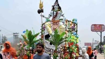 Kanwar yatra is an annual pilgrimage of Shiva devotees, known as Kanwariyas, to Haridwar, Gaumukh and Gangotri in Uttarakhand to fetch Ganga waters to anoint lord Shiva lingams at Shiva Temples at their respective places. (HT Photo) Kanwar yatra is an annual pilgrimage of Shiva devotees, known as Kanwariyas, to Haridwar, Gaumukh and Gangotri in Uttarakhand to fetch Ganga waters to anoint lord Shiva lingams at Shiva Temples at their respective places. (HT Photo)
