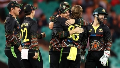 Love to captain whenever I get an opportunity: Australia's Matthew Wade (right) after Aaron Finch's injury (TWITTER) Love to captain whenever I get an opportunity: Australia's Matthew Wade (right) after Aaron Finch's injury (TWITTER)