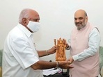 Karnataka chief minister BS Yediyurappa calls on Union home minister Amit Shah in New Delhi on Saturday.(Photo via @BSYBJP on Twitter) Karnataka chief minister BS Yediyurappa calls on Union home minister Amit Shah in New Delhi on Saturday.(Photo via @BSYBJP on Twitter)