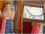 Rakhi Sawant shared a video of the necklace she gifted to Disha. Rakhi Sawant shared a video of the necklace she gifted to Disha.