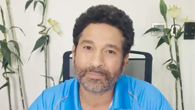 His thoughts, ideas and values will continue to inspire: Sachin Tendulkar recalls Nelson Mandela on 103rd birth anniversary. (SCREENGRAB/TWITTER)