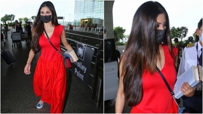 Mouni carried a Gucci GG Marmont Multicolour small shoulder bag with her outfit. The luxury bag is available for <span class='webrupee'>₹</span>1,48,856 approximately (1,690 Euros). (Varinder Chawla) Mouni carried a Gucci GG Marmont Multicolour small shoulder bag with her outfit. The luxury bag is available for <span class='webrupee'>₹</span>1,48,856 approximately (1,690 Euros). (Varinder Chawla)