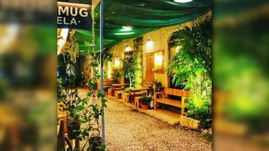 Jug Mug Thela, Saket: If you love beverages then you have to visit this place. They are famous for their Vietnamese Coffee, Masala Chai, Hot Chocolate as well as snacks like Club Sandwich, Marle Cake and more.(Instagram/@ketan431 )