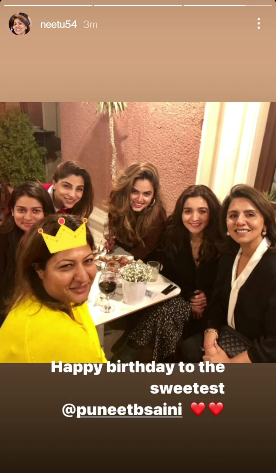 Alia Bhatt and Ranbir Kapoor's mother Neetu Kapoor pose with their friends.