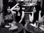 Anushka Sharma poses with her friends. Anushka Sharma poses with her friends.