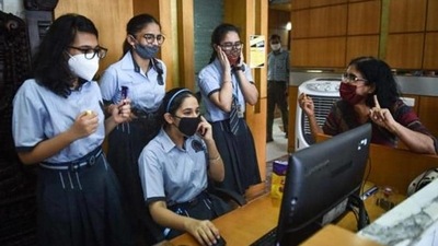 Students across Karnataka took the Secondary School Leaving Certificate (SSLC) examination, which began on Monday. 8.76 lakh candidates have registered for the SSLC examination. (Sanchit Khanna/HT File) Students across Karnataka took the Secondary School Leaving Certificate (SSLC) examination, which began on Monday. 8.76 lakh candidates have registered for the SSLC examination. (Sanchit Khanna/HT File)