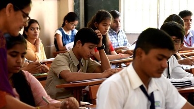 Karnataka CM, Education Ministers wish students for SSLC board exam (Ht file) Karnataka CM, Education Ministers wish students for SSLC board exam (Ht file)