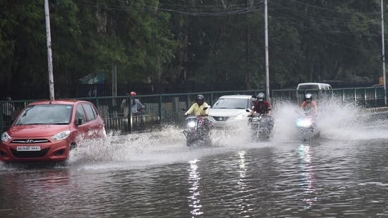 News updates from HT: Heavy rain lash northwest India and Himalayan ...