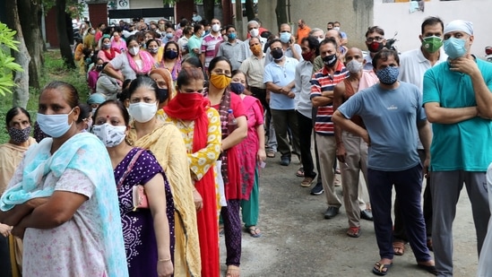 Dr NK Arora of the INSACOG said that the Covid-19 vaccines that are currently used are effective against the Delta variant. In picture - People waiting to receive Covid-19 vaccine.(PTI) Dr NK Arora of the INSACOG said that the Covid-19 vaccines that are currently used are effective against the Delta variant. In picture - People waiting to receive Covid-19 vaccine.(PTI)