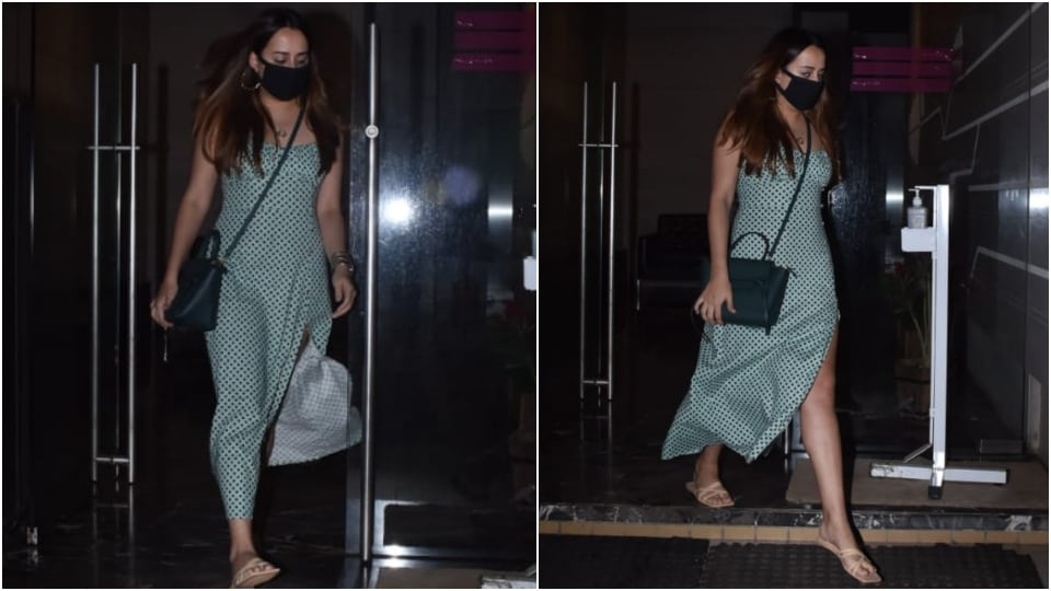 Natasha Dalal outside Shashank Khaitan's house.(Varinder Chawla)