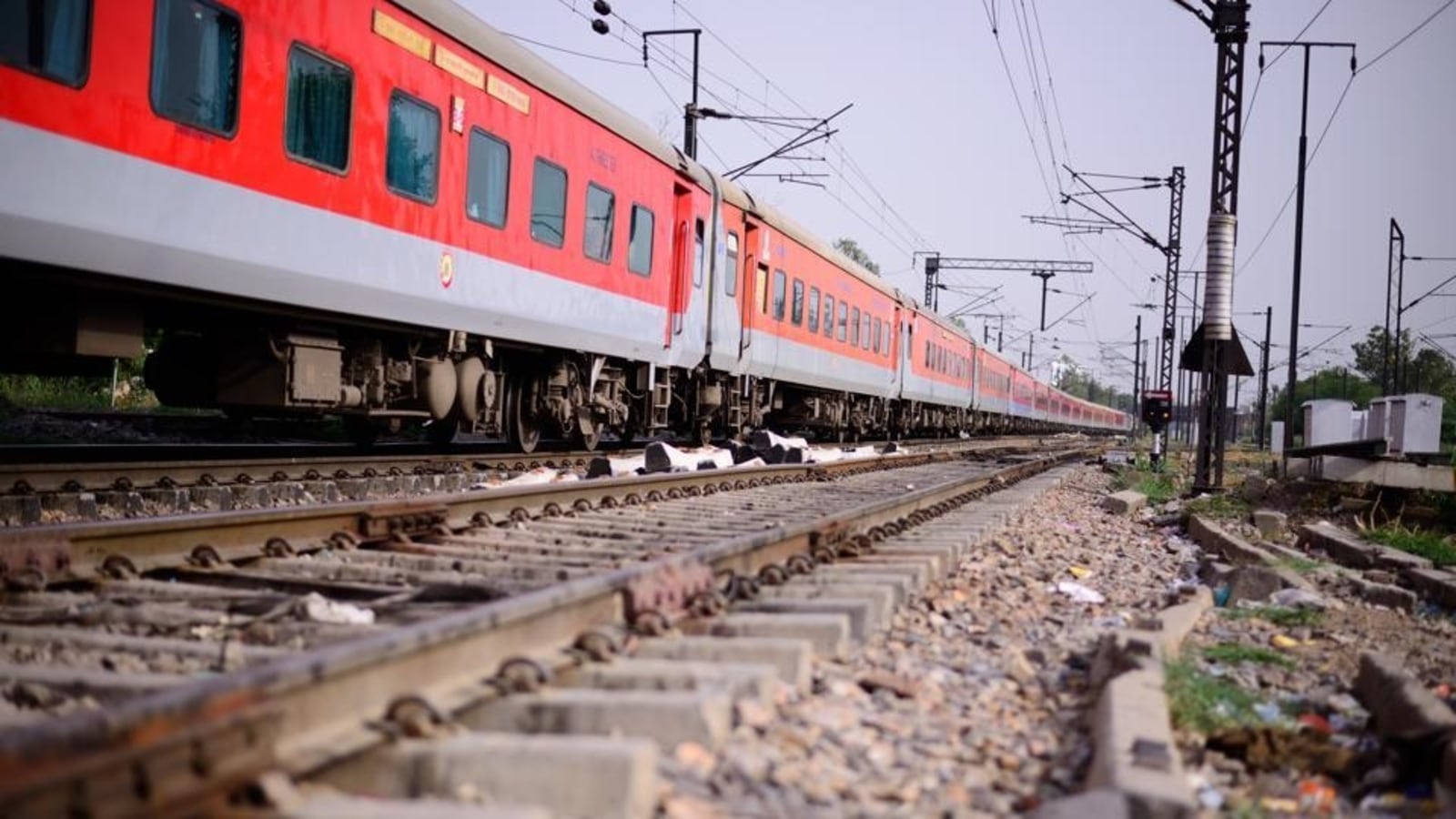 Rajdhani gets brand new upgraded Tejas sleeper coach rakes with smart ...