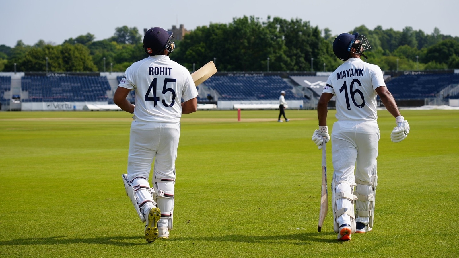 Indian team wears black armbands against County XI to mourn Yashpal Sharma's demise