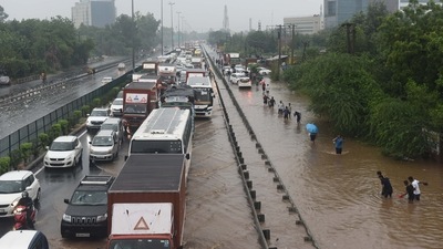 Traffic snarl at NH 48 near Narsingh Pur due to waterlogging following heavy rain in Gurugram, on July 19. (Vipin Kumar / HT Photo) Traffic snarl at NH 48 near Narsingh Pur due to waterlogging following heavy rain in Gurugram, on July 19. (Vipin Kumar / HT Photo)