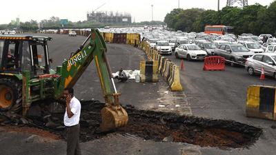 Officials said that the four-inch patch was excavated and repair work is underway. (Vipin Kumar/HT PHOTO) Officials said that the four-inch patch was excavated and repair work is underway. (Vipin Kumar/HT PHOTO)