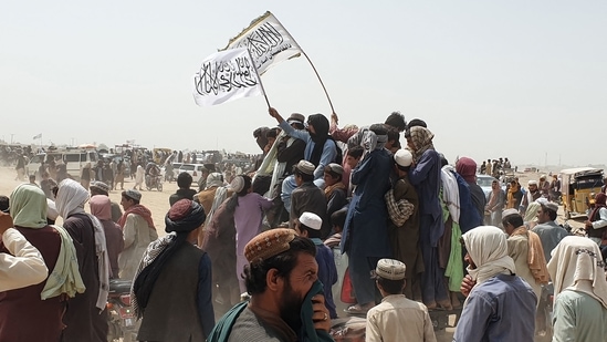 Capturing of Spin Boldak-Chaman crossing by the Taliban with the help of ISI means big money for buying weapons and ammunition for the fundamentalist force through extortion.(AFP Photo)