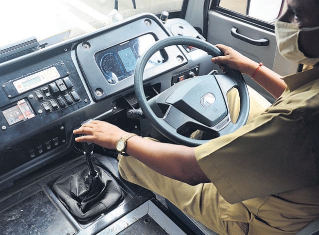 Drivers of the 22-seater buses have complained of not much leg room for themselves. (SHANKAR NARAYAN/HT) Drivers of the 22-seater buses have complained of not much leg room for themselves. (SHANKAR NARAYAN/HT)